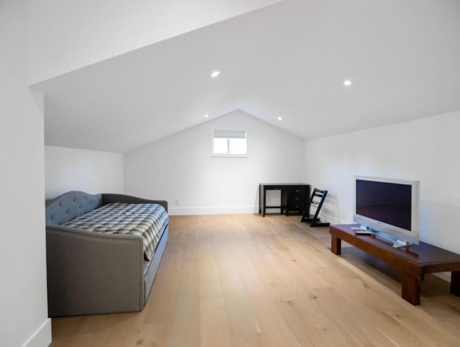 The Fernridge Estate: 5Bd Family Retreat! Villa Distrito de Distrito de Langley Exterior foto